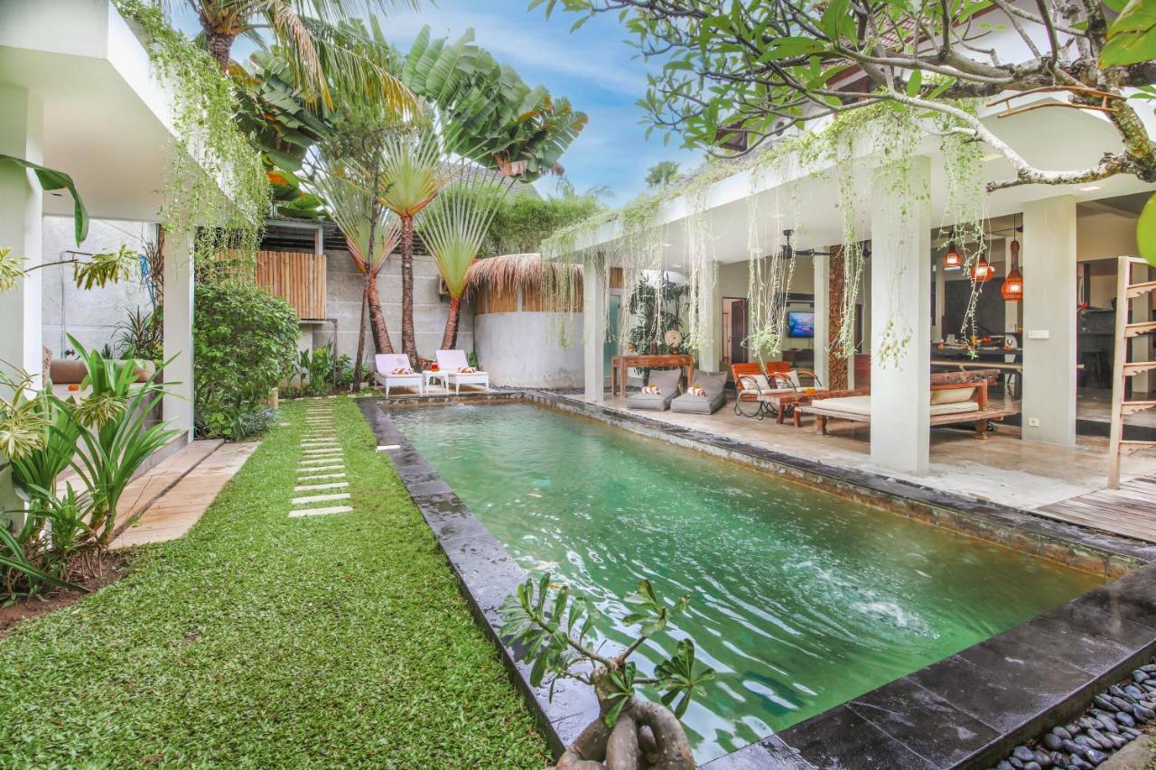 Villa Malou Seminyak  Exterior photo