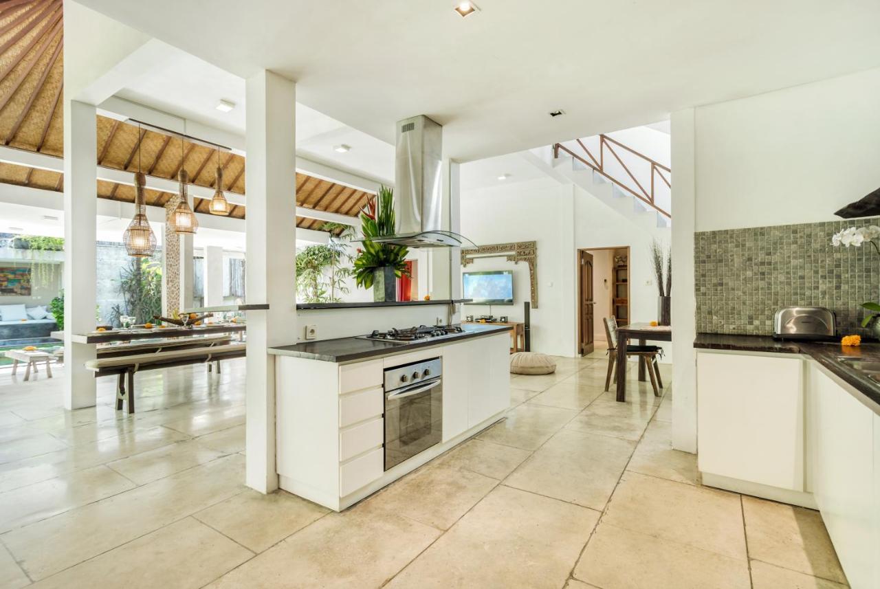 Villa Malou Seminyak  Exterior photo